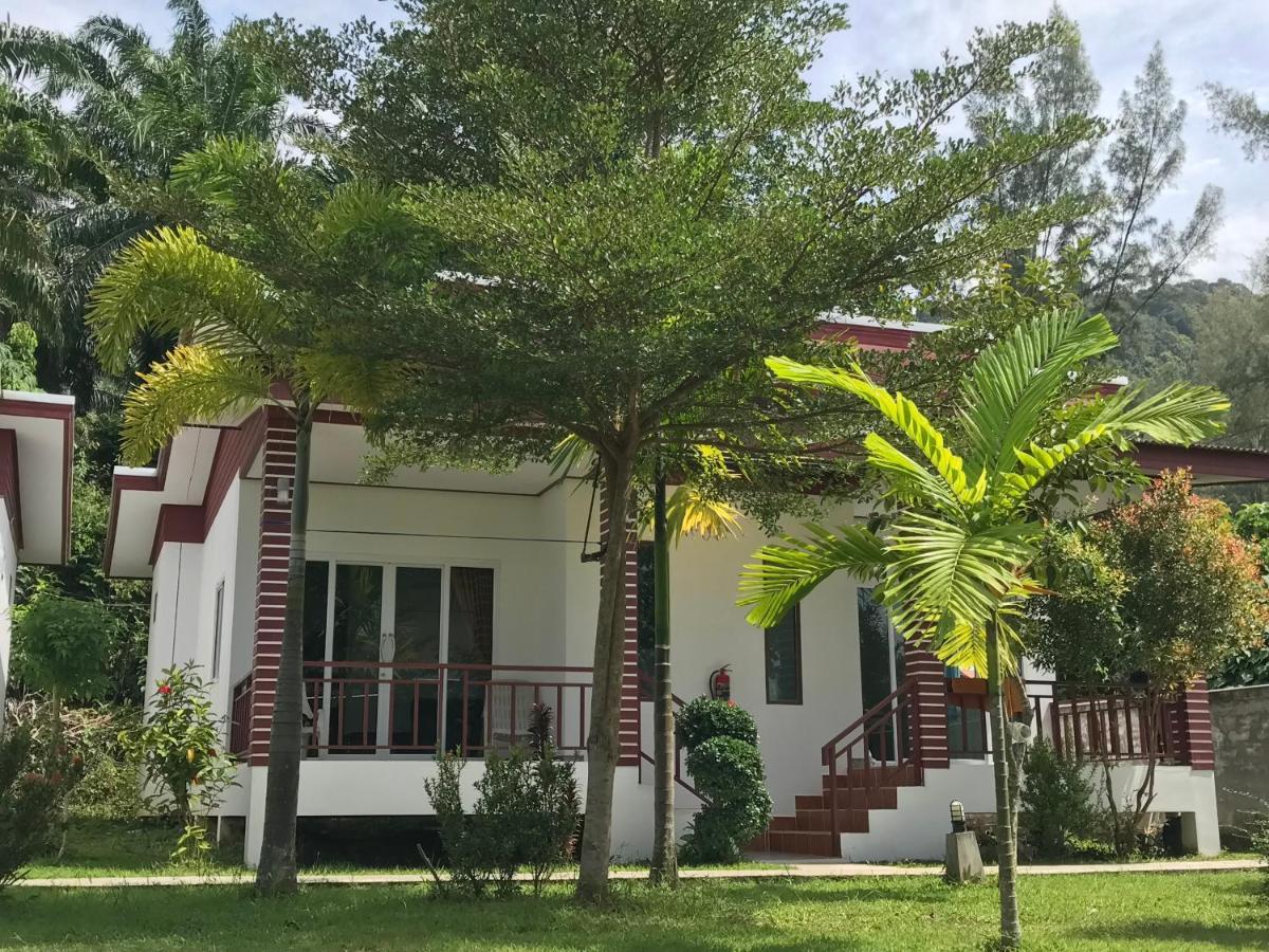 Tara House Hotel Koh Lanta Ngoại thất bức ảnh