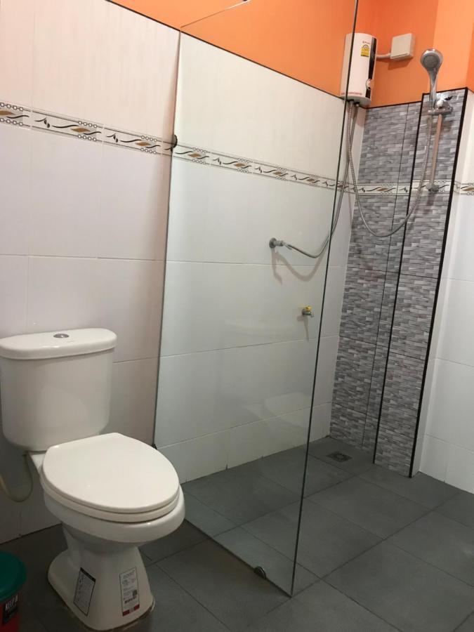 Tara House Hotel Koh Lanta Ngoại thất bức ảnh