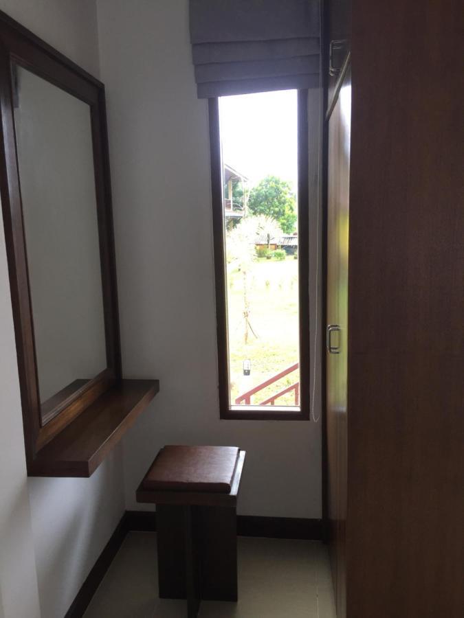 Tara House Hotel Koh Lanta Ngoại thất bức ảnh
